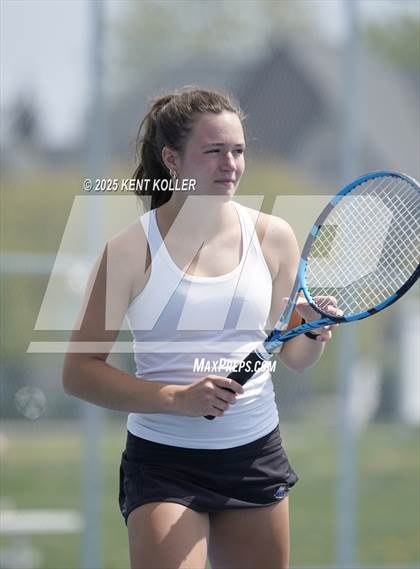 Thumbnail 1 in Notre Dame Prep @ Utica Eisenhower photogallery.