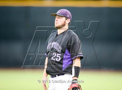 Thumbnail 2 in Whitehouse vs. Lufkin (UIL 5A Region II Final) photogallery.