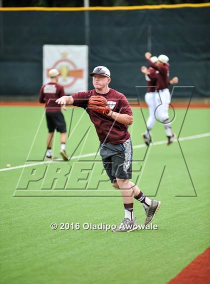 Thumbnail 1 in Whitehouse vs. Lufkin (UIL 5A Region II Final) photogallery.