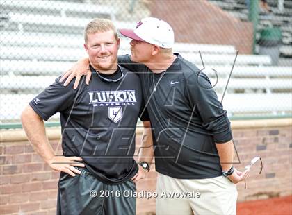 Thumbnail 2 in Whitehouse vs. Lufkin (UIL 5A Region II Final) photogallery.
