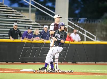 Thumbnail 1 in Whitehouse vs. Lufkin (UIL 5A Region II Final) photogallery.