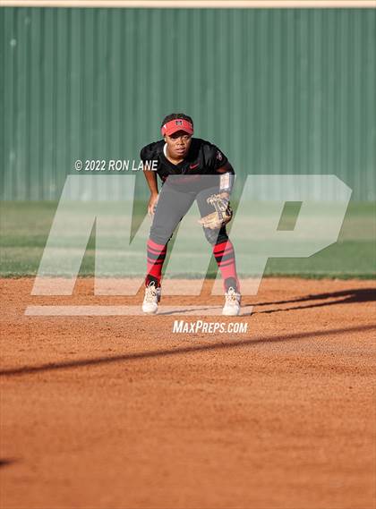 Thumbnail 2 in Edmond Santa Fe @ Mustang photogallery.