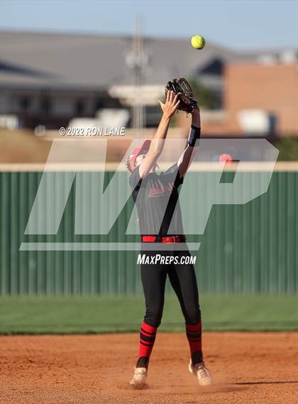 Thumbnail 2 in Edmond Santa Fe @ Mustang photogallery.