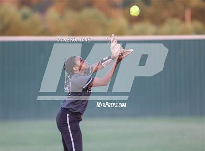Thumbnail 1 in Edmond Santa Fe @ Mustang photogallery.