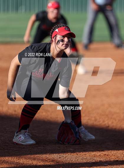 Thumbnail 2 in Edmond Santa Fe @ Mustang photogallery.