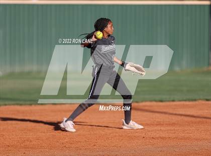 Thumbnail 2 in Edmond Santa Fe @ Mustang photogallery.