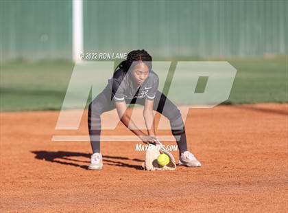 Thumbnail 3 in Edmond Santa Fe @ Mustang photogallery.