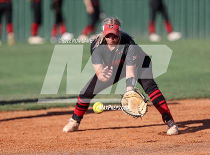 Thumbnail 2 in Edmond Santa Fe @ Mustang photogallery.