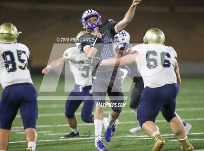 Thumbnail 1 in Notre Dame (SO) @ La Habra (CIF SS D2 Playoff) photogallery.