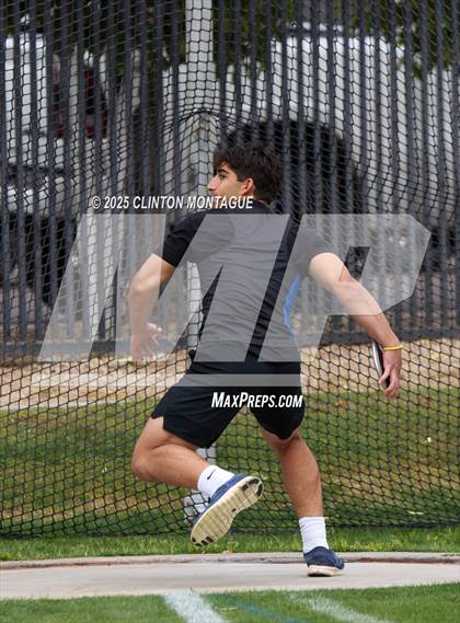 Thumbnail 1 in Devon Allen Invitational (Discus) photogallery.