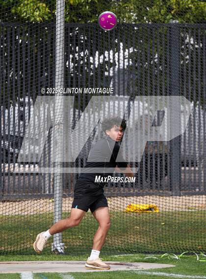 Thumbnail 3 in Devon Allen Invitational (Discus) photogallery.