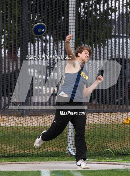 Thumbnail 2 in Devon Allen Invitational (Discus) photogallery.