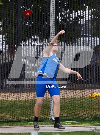 Thumbnail 3 in Devon Allen Invitational (Discus) photogallery.