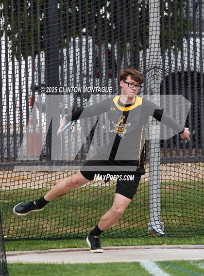 Thumbnail 3 in Devon Allen Invitational (Discus) photogallery.