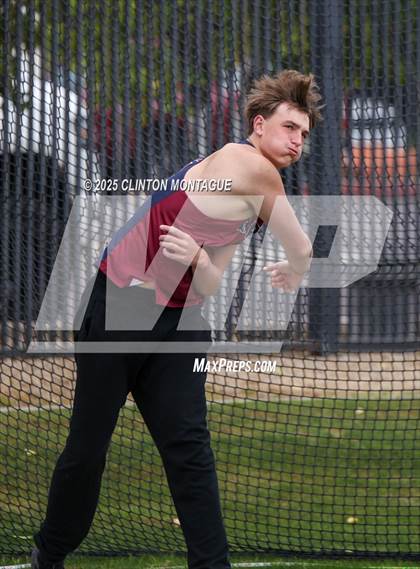 Thumbnail 1 in Devon Allen Invitational (Discus) photogallery.