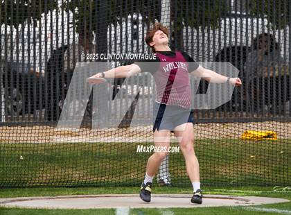 Thumbnail 2 in Devon Allen Invitational (Discus) photogallery.