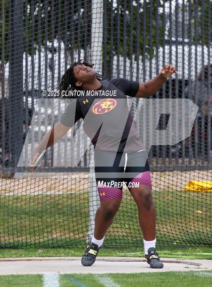Thumbnail 1 in Devon Allen Invitational (Discus) photogallery.