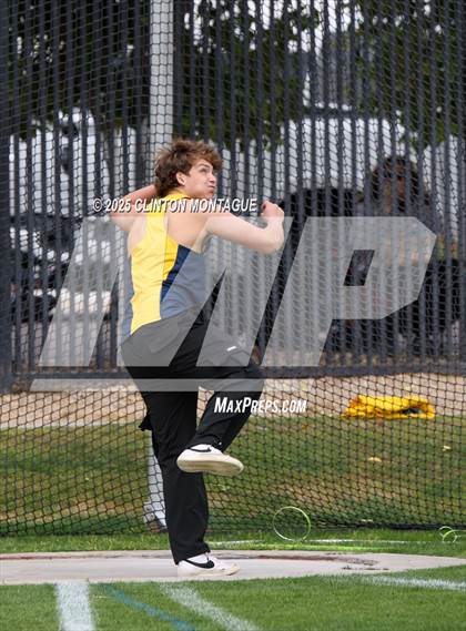 Thumbnail 3 in Devon Allen Invitational (Discus) photogallery.