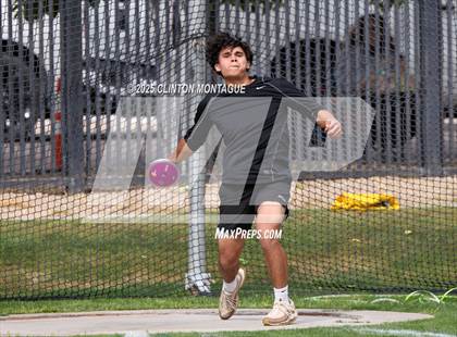 Thumbnail 3 in Devon Allen Invitational (Discus) photogallery.