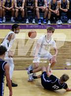Photo from the gallery "Quincy vs. O'Fallon (Prairie Farms Holiday Classic)"