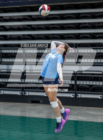Thumbnail 3 in Salem Hills vs. Riverton (Utah Valley Invitational) photogallery.