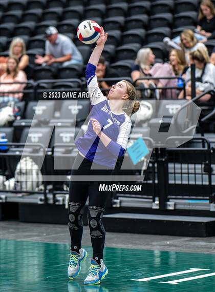 Thumbnail 1 in Salem Hills vs. Riverton (Utah Valley Invitational) photogallery.