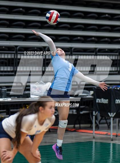 Thumbnail 1 in Salem Hills vs. Riverton (Utah Valley Invitational) photogallery.