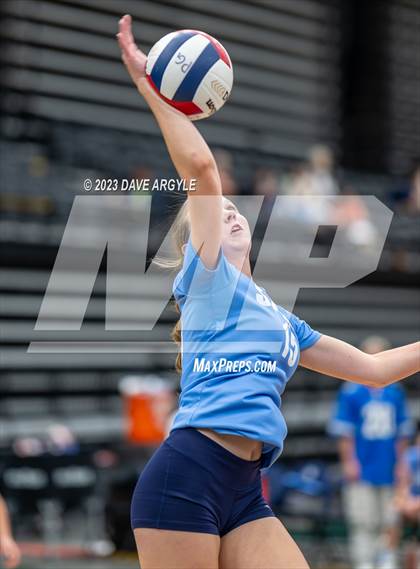Thumbnail 2 in Salem Hills vs. Riverton (Utah Valley Invitational) photogallery.
