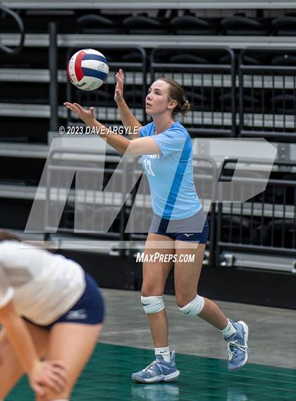 Thumbnail 2 in Salem Hills vs. Riverton (Utah Valley Invitational) photogallery.