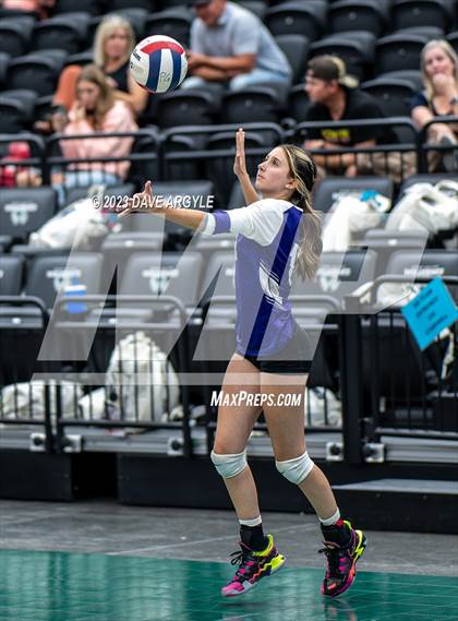 Thumbnail 1 in Salem Hills vs. Riverton (Utah Valley Invitational) photogallery.