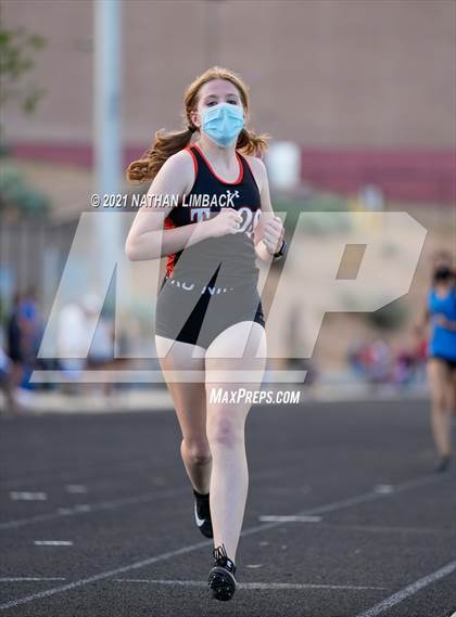 Thumbnail 3 in Santa Fe High School Meet photogallery.