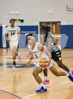 Photo from the gallery "Robinson @ Sumner"