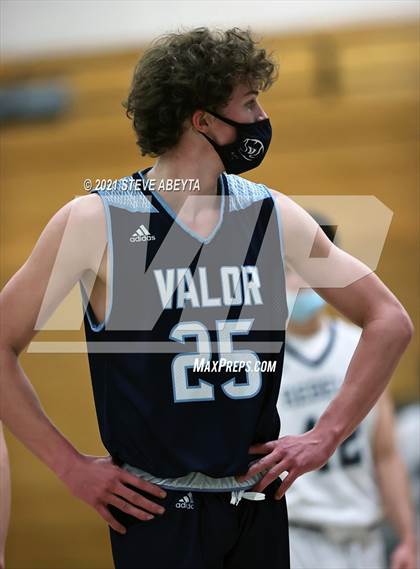 Thumbnail 3 in Valor Christian @ Columbine photogallery.
