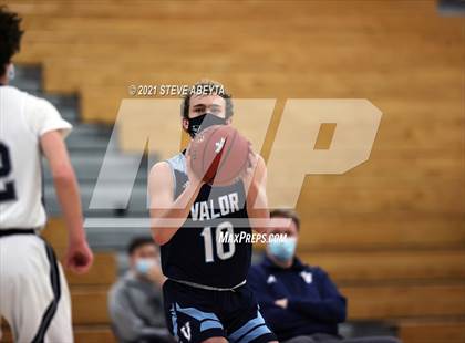 Thumbnail 2 in Valor Christian @ Columbine photogallery.