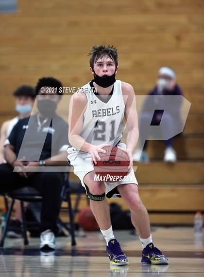 Thumbnail 3 in Valor Christian @ Columbine photogallery.