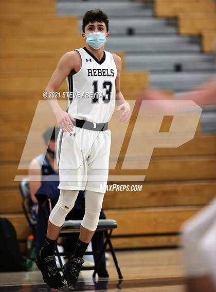 Thumbnail 2 in Valor Christian @ Columbine photogallery.