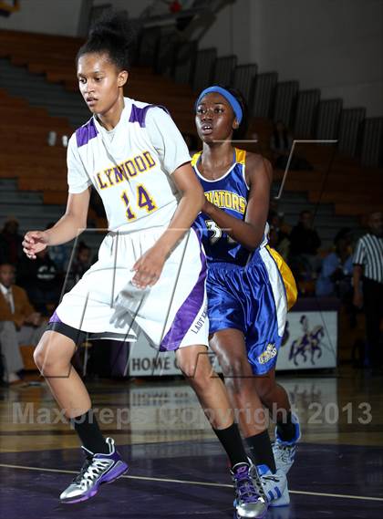 Thumbnail 2 in Gahr vs. Lynwood  photogallery.