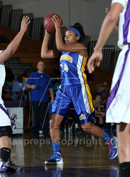 Thumbnail 2 in Gahr vs. Lynwood  photogallery.