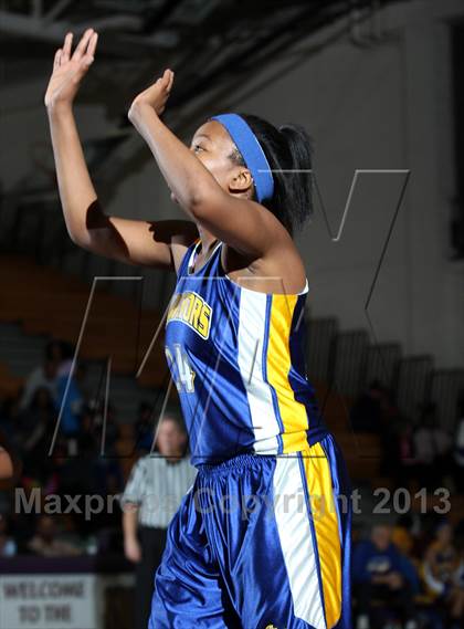Thumbnail 2 in Gahr vs. Lynwood  photogallery.