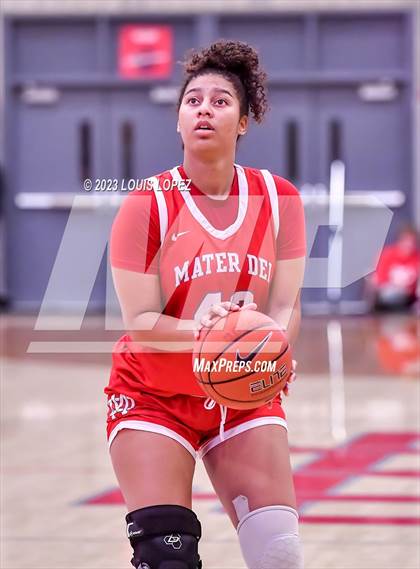 Thumbnail 3 in Esperanza @ Mater Dei (Nike Extravaganza) photogallery.