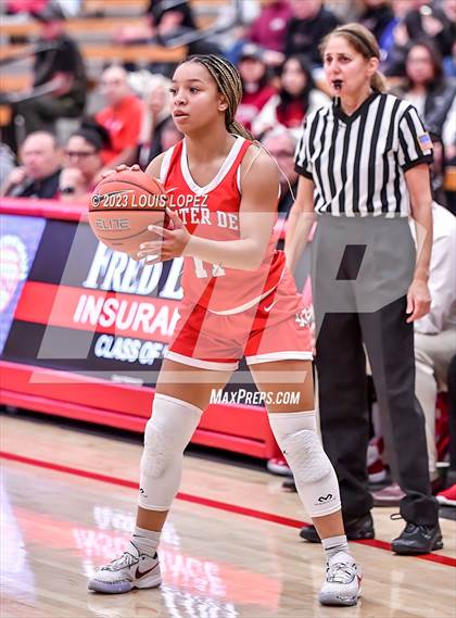 Thumbnail 1 in Esperanza @ Mater Dei (Nike Extravaganza) photogallery.