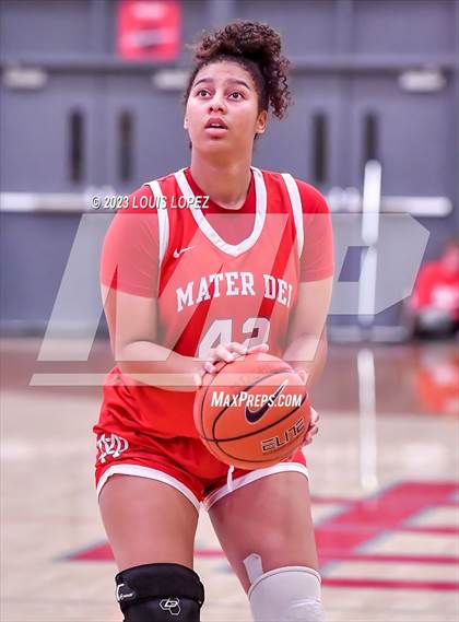Thumbnail 2 in Esperanza @ Mater Dei (Nike Extravaganza) photogallery.