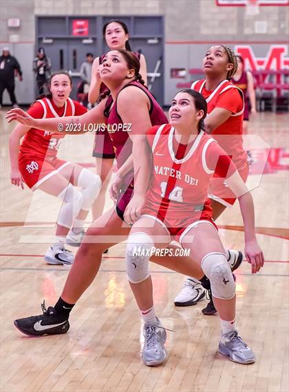 Thumbnail 2 in Esperanza @ Mater Dei (Nike Extravaganza) photogallery.