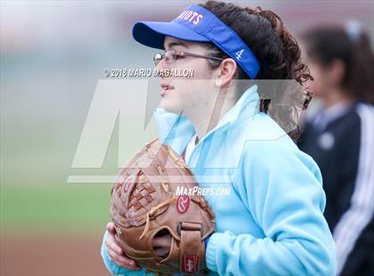 Thumbnail 1 in Veterans Memorial vs Santa Rosa (La Joya Tournament) photogallery.