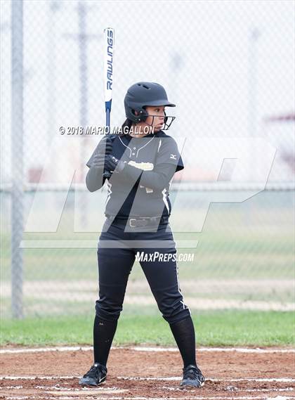 Thumbnail 1 in Veterans Memorial vs Santa Rosa (La Joya Tournament) photogallery.