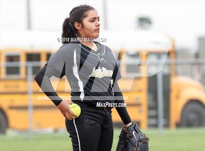 Thumbnail 1 in Veterans Memorial vs Santa Rosa (La Joya Tournament) photogallery.