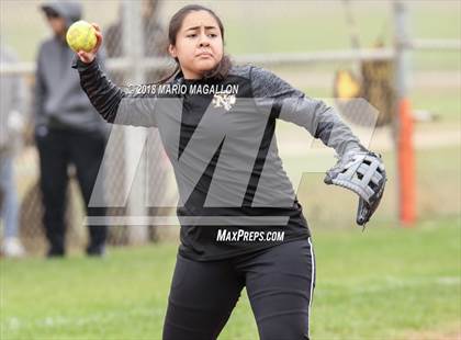Thumbnail 3 in Veterans Memorial vs Santa Rosa (La Joya Tournament) photogallery.