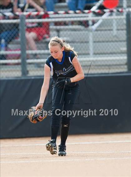 Thumbnail 2 in Hebron vs Burleson  (Texas 5A Region I Playoffs) photogallery.