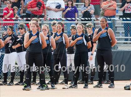 Thumbnail 1 in Hebron vs Burleson  (Texas 5A Region I Playoffs) photogallery.