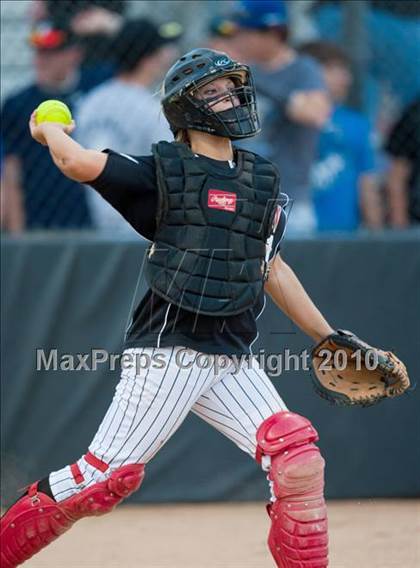 Thumbnail 1 in Hebron vs Burleson  (Texas 5A Region I Playoffs) photogallery.